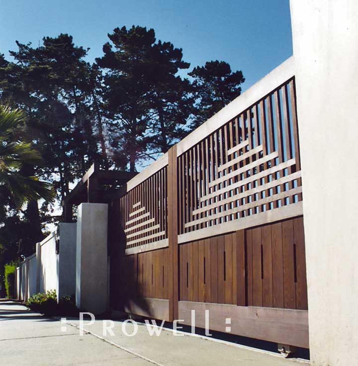 wood entrance driveway gates in San Diego, ca
