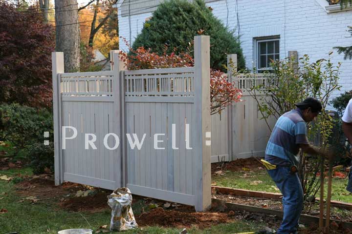 How to set a fence panel in Washington Beltway