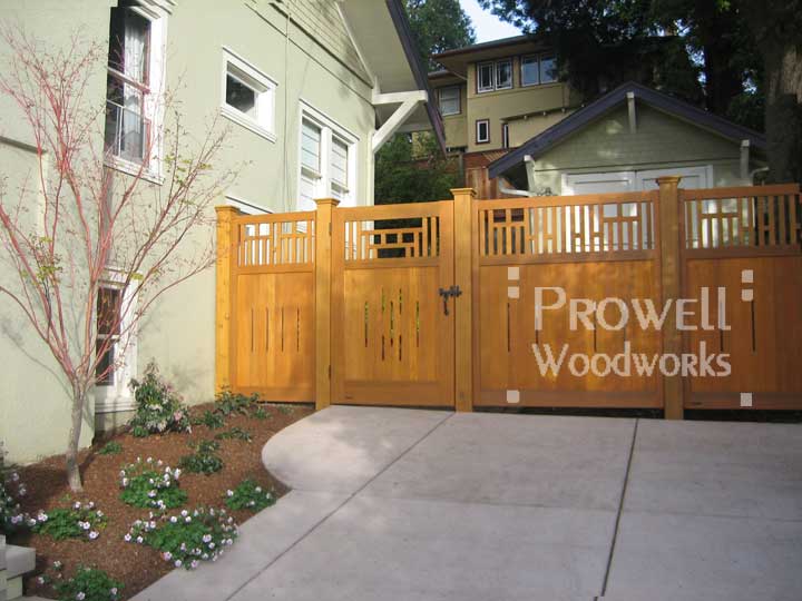 custom wood fence panel in Oakland, CA