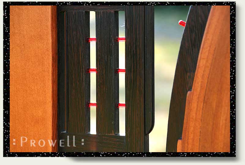 photograph showing the abstract details for wood gate #200