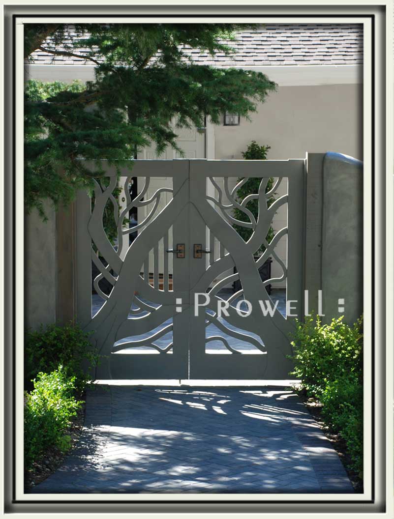 site photograph showing the unusual wood gates #204 in Pebble Beach, California