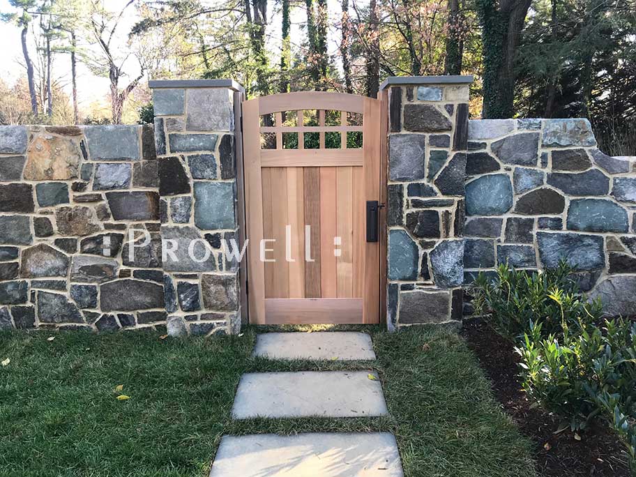 image of curved wooden gate 20-24 in Maryland. Prowell