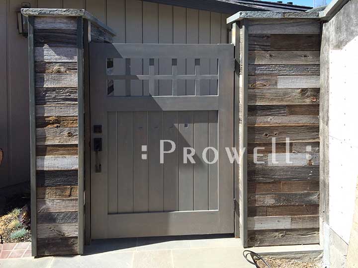 site photograph showing craftsman wood gate in Silicone Valley California