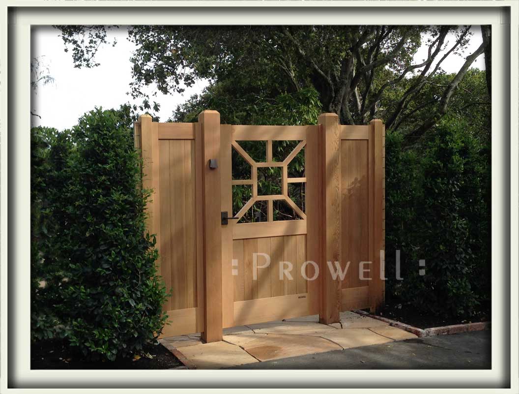 site photo showing colonial gate 74 in marin county, californiaColonial Wood Gate #74. prowell