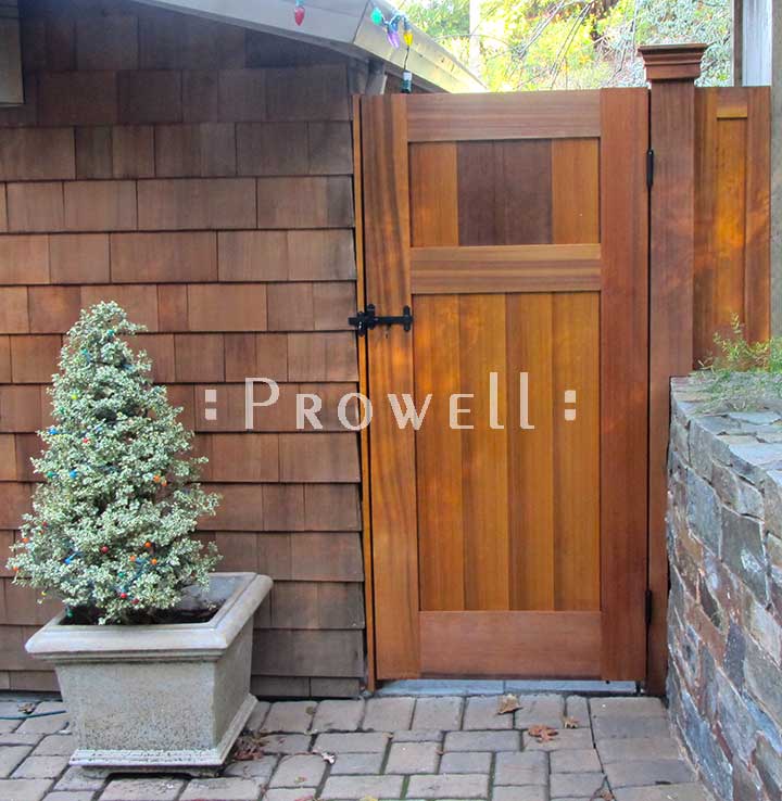 site photograph showing wood privacy fence gate #91-2 in Marin County