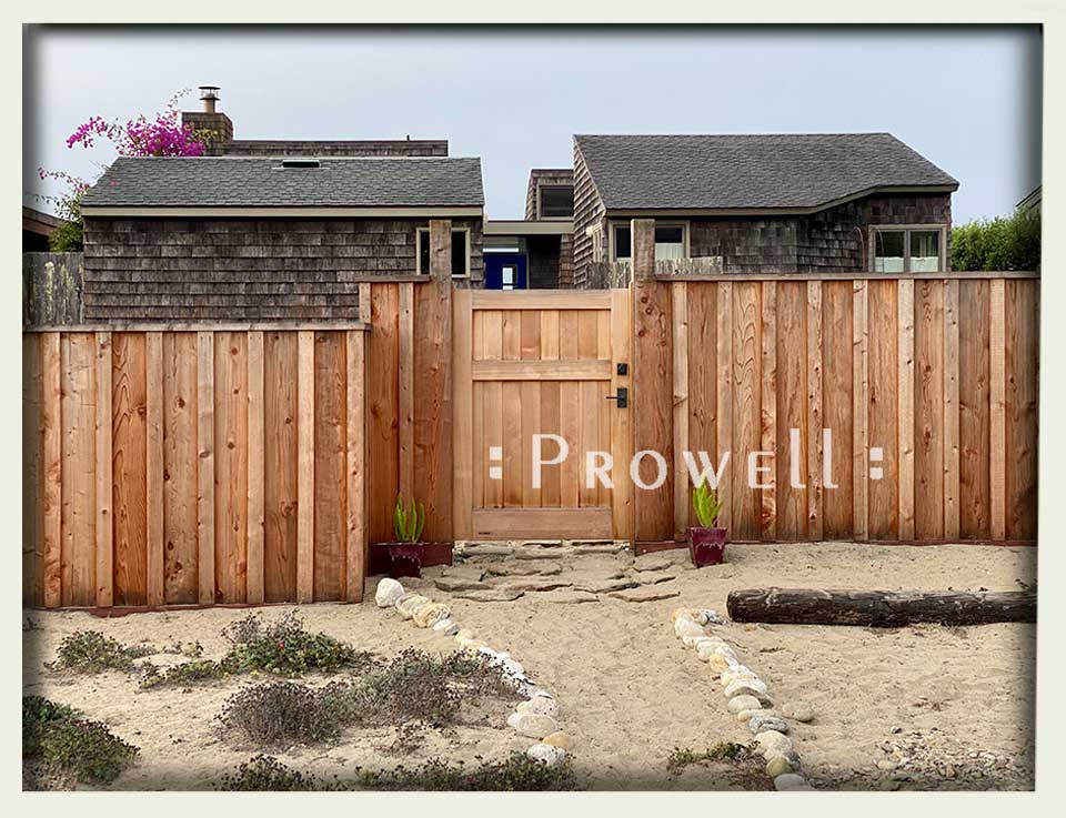 site photograph showing the privacy fence gate #91-3 on Stinson Beach, California