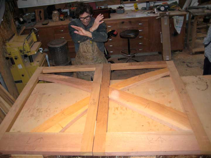 Shop photo on how do I build a wood gate 202