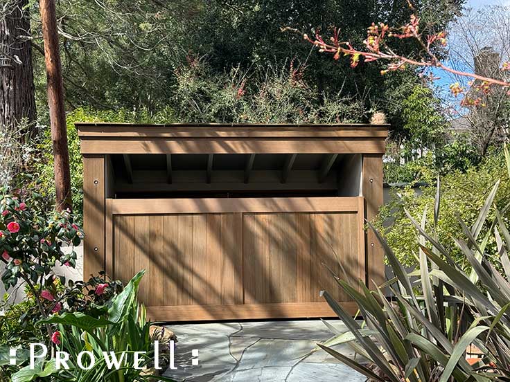 Lift-off trash enclosure fence panel