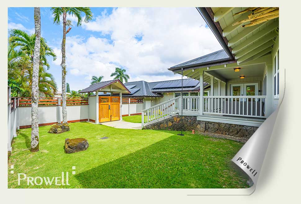 Ooutdoor wood double entry gates 79-15 in Hawaii.