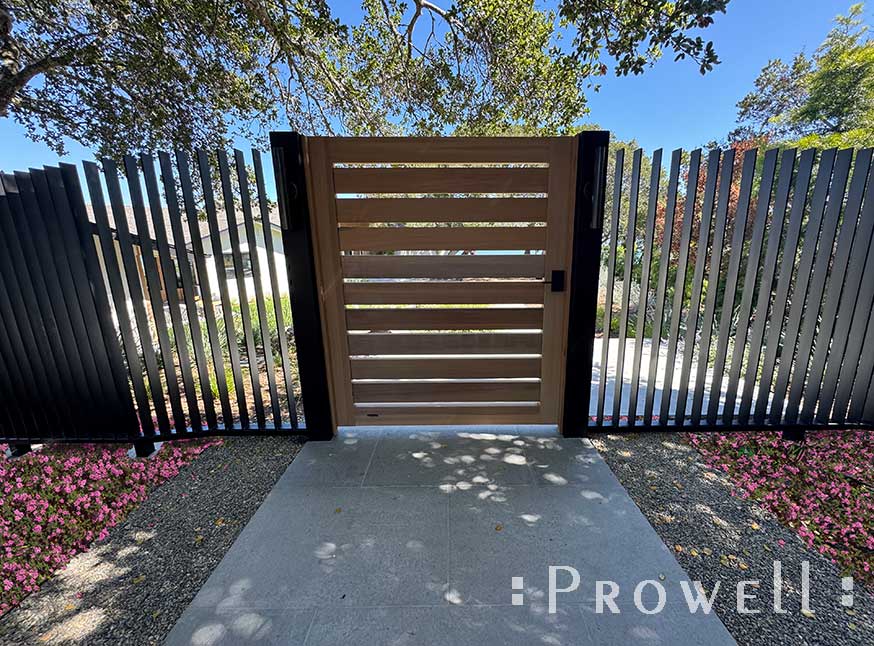 Horizontal wood garden gate 61-4 in Berkeley, CA