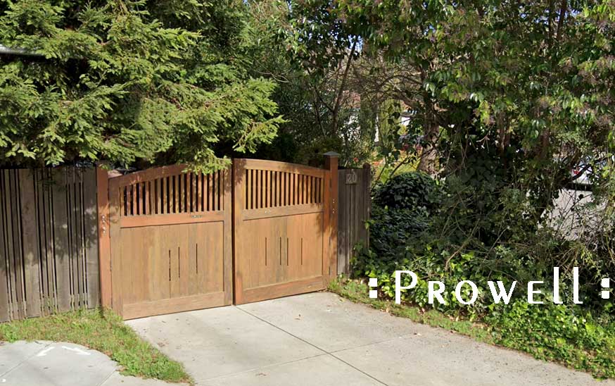Entry Wood Driveway Gates 14-7 in San Anselmo, CA.
